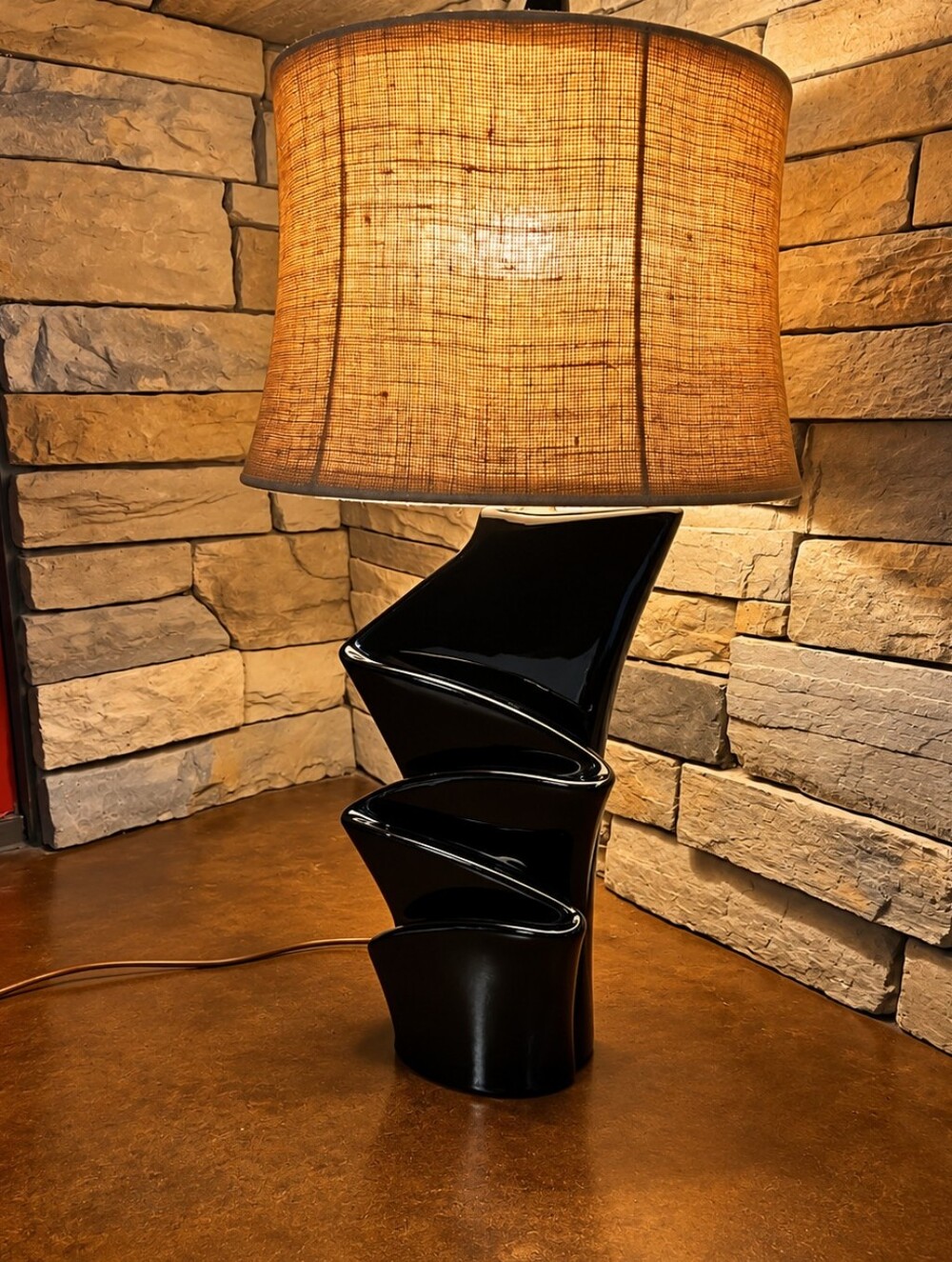 Vintage 1980s Postmodern Black Ceramic Swirl Lamp Dual Lightl Table Lamp
